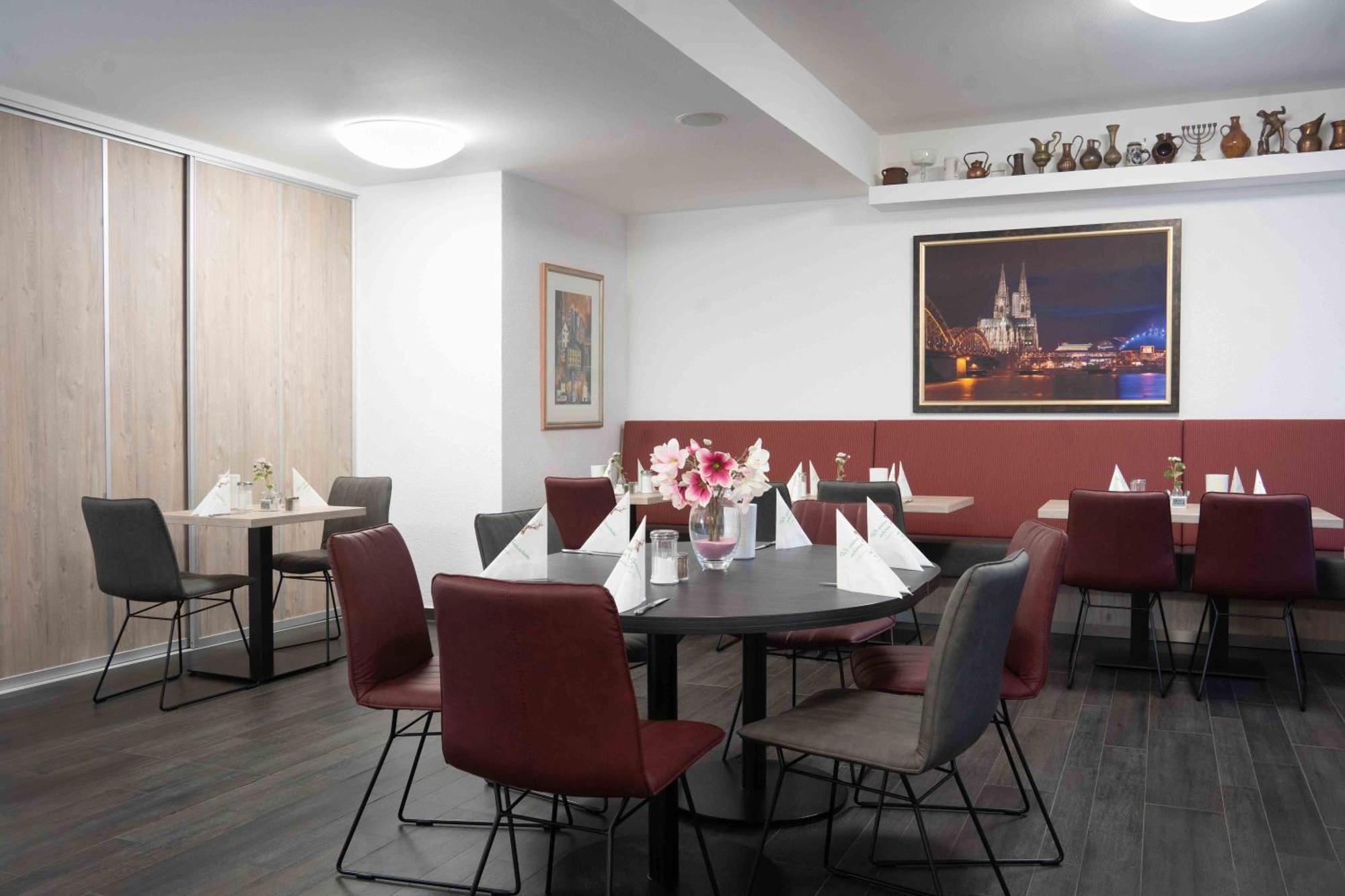Hotel Am Freischuetz Hürth Esterno foto