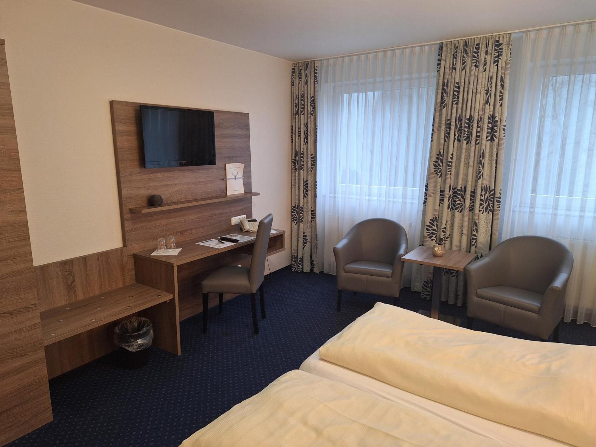 Hotel Am Freischuetz Hürth Esterno foto